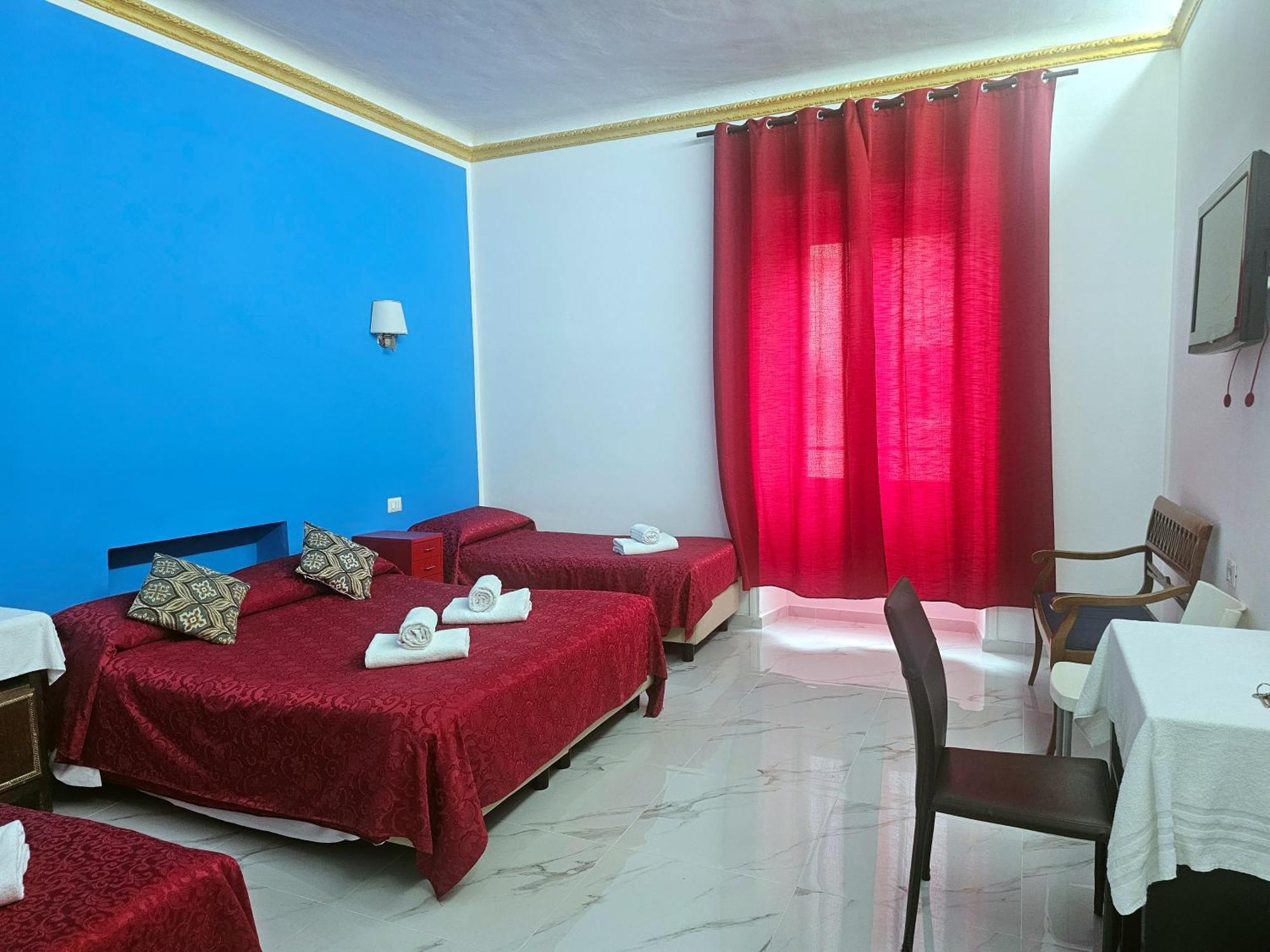 Hostel Relax On 247