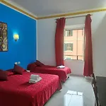 Relax ON Hostel 24/7